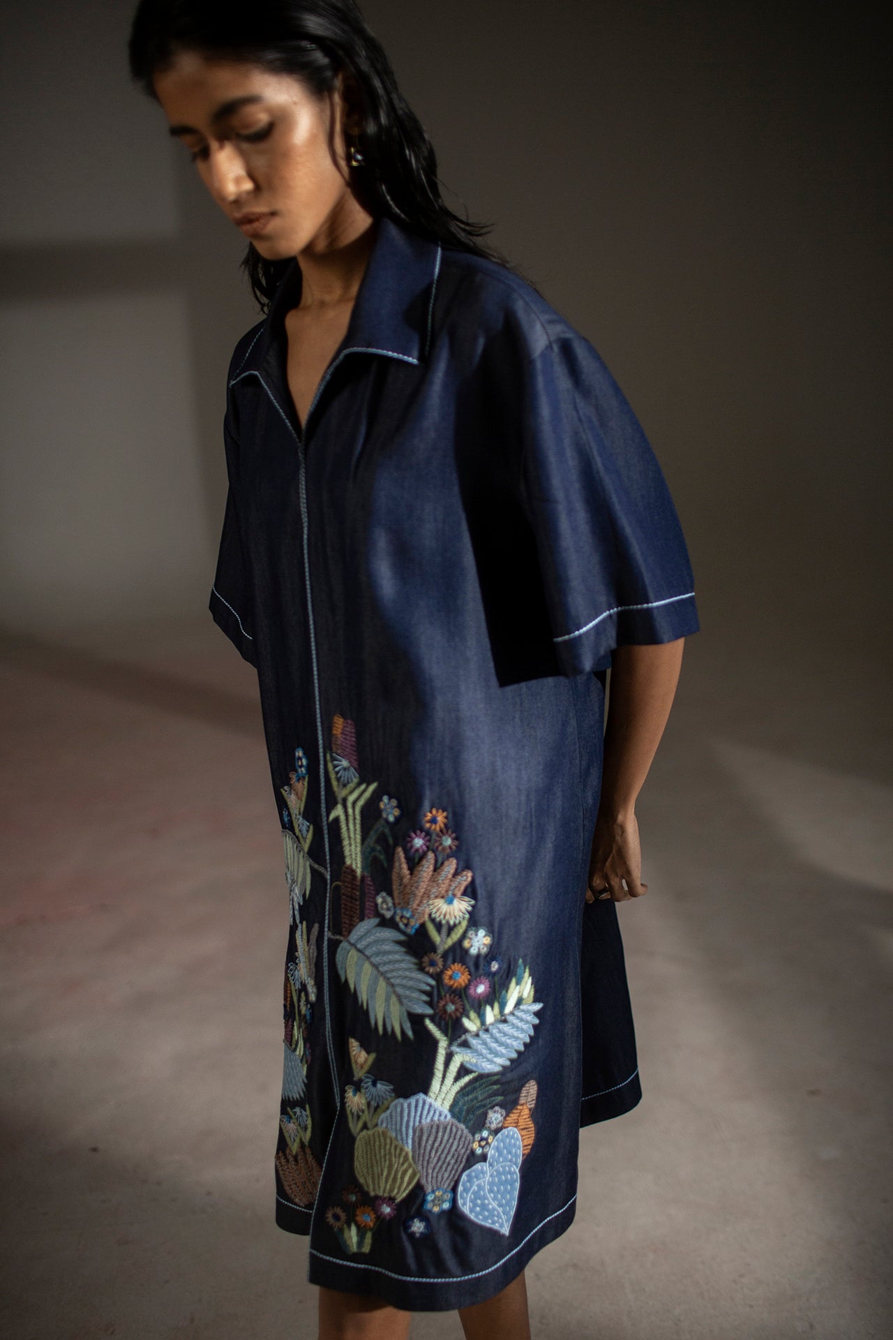 Verve Box Fit Dress Denim Leaf Verve Box Fit Dress Denim Leaf